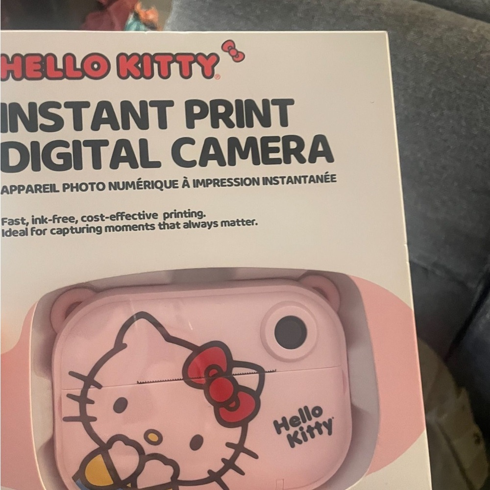 Hello Kitty Pink Digital Camera Set